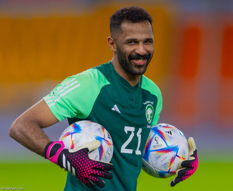 الأخضر يرفع تحضيرات تجربة فنزويلا