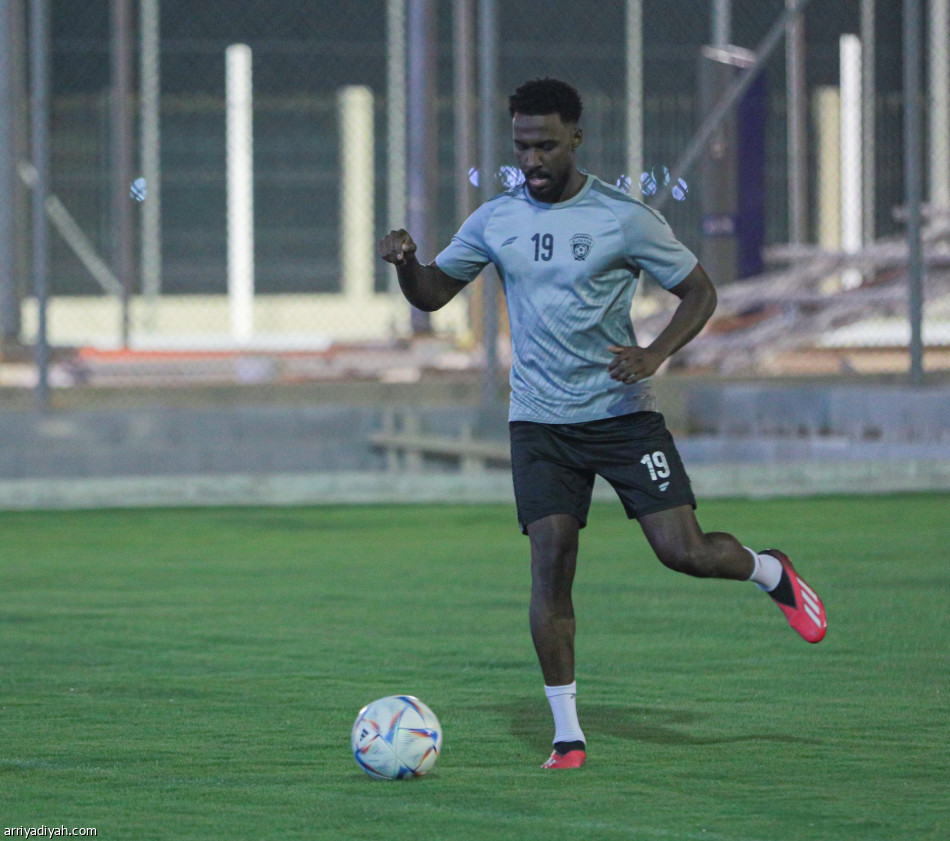 قبل الباطن.. الفيحاء ينظم الدفاع والهجوم