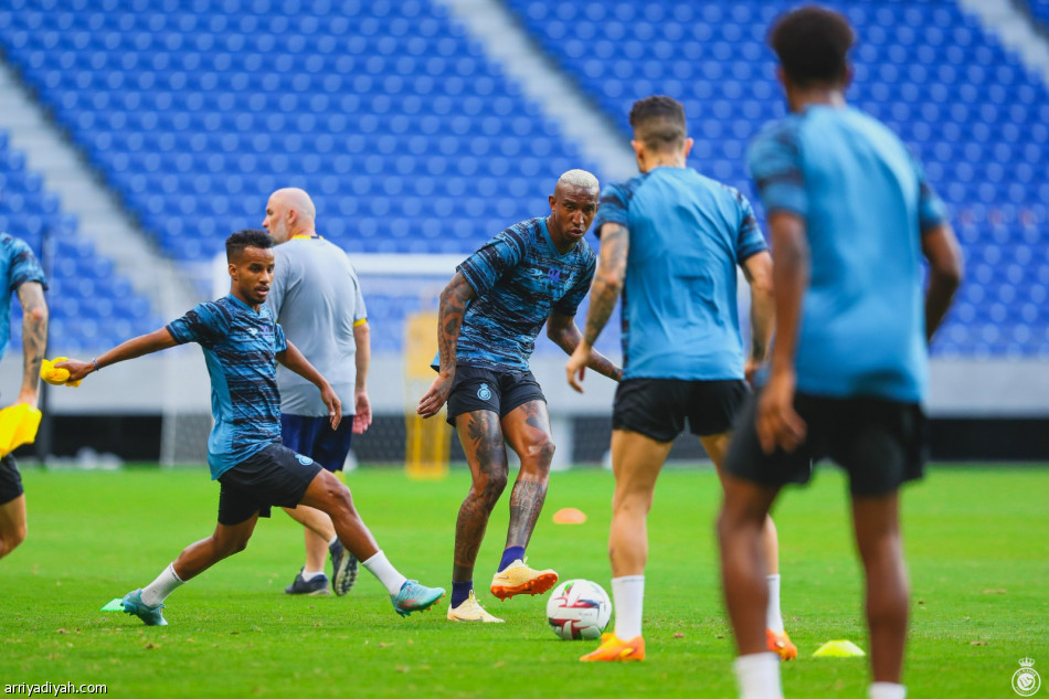 النصر يفتح ملف باريس سان جيرمان