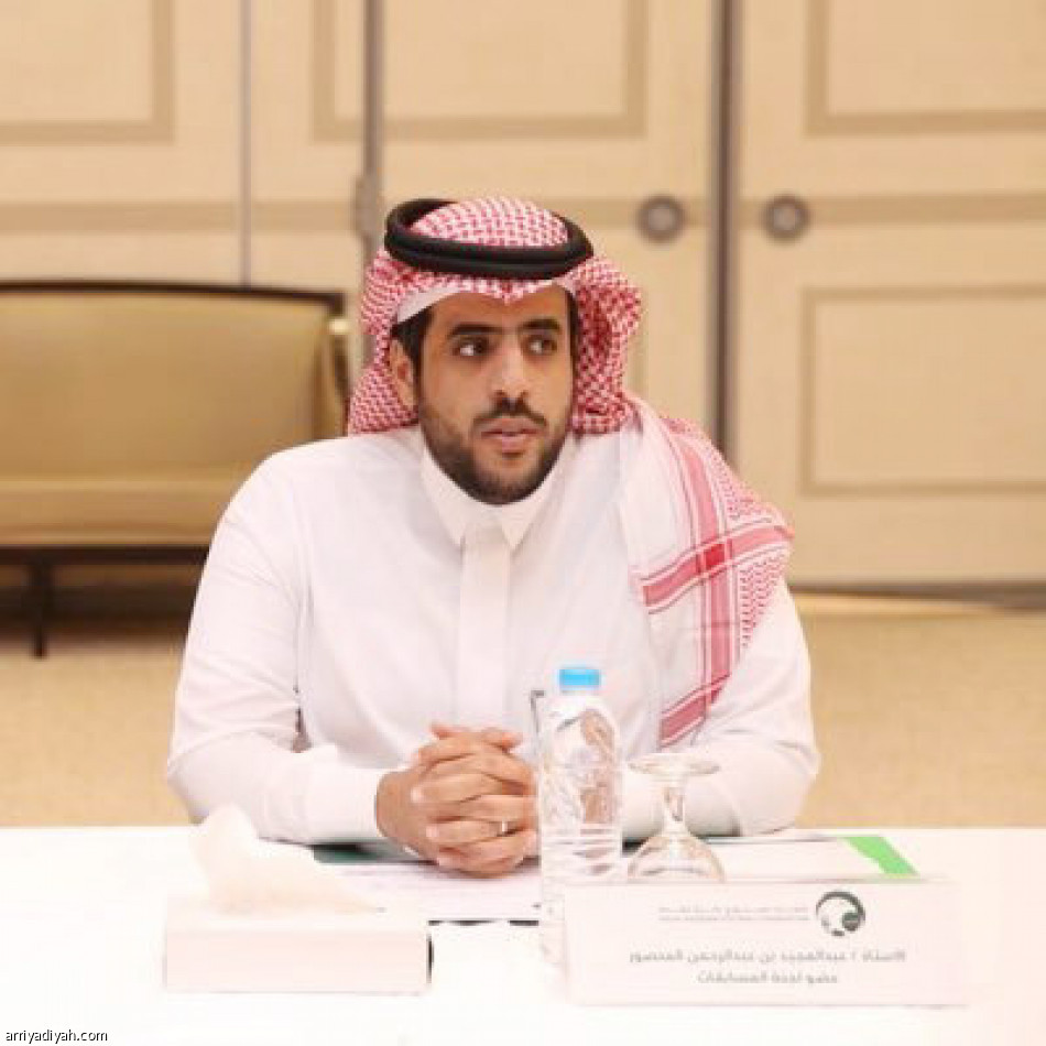 المسحل 
يعيد السعوديين إلى «فيفا»