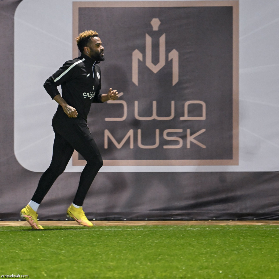 الشباب.. 90 دقيقة تكتيك ومناورة