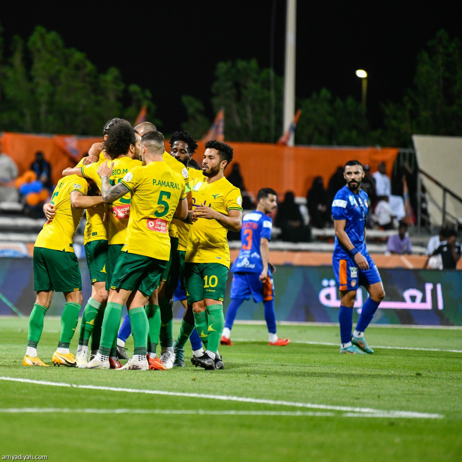 الخليج ينهض.. ويزيد معاناة الفيحاء