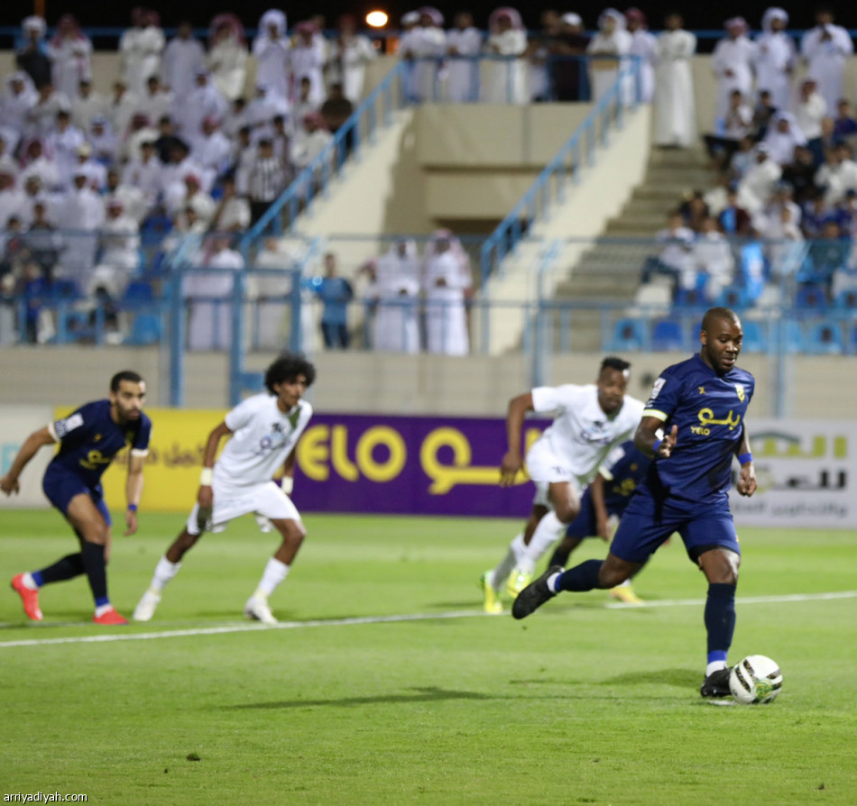 الحزم يحرم الأخدود من الصعود المبكر