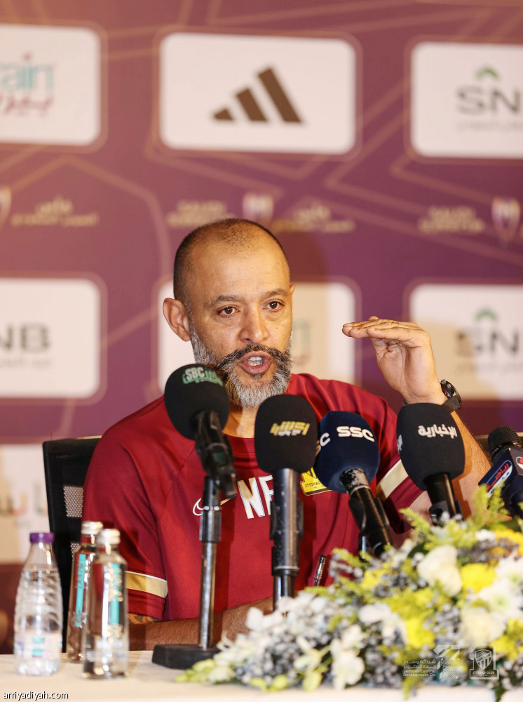 الشنقيطي
يدخل القائمة الأساسية