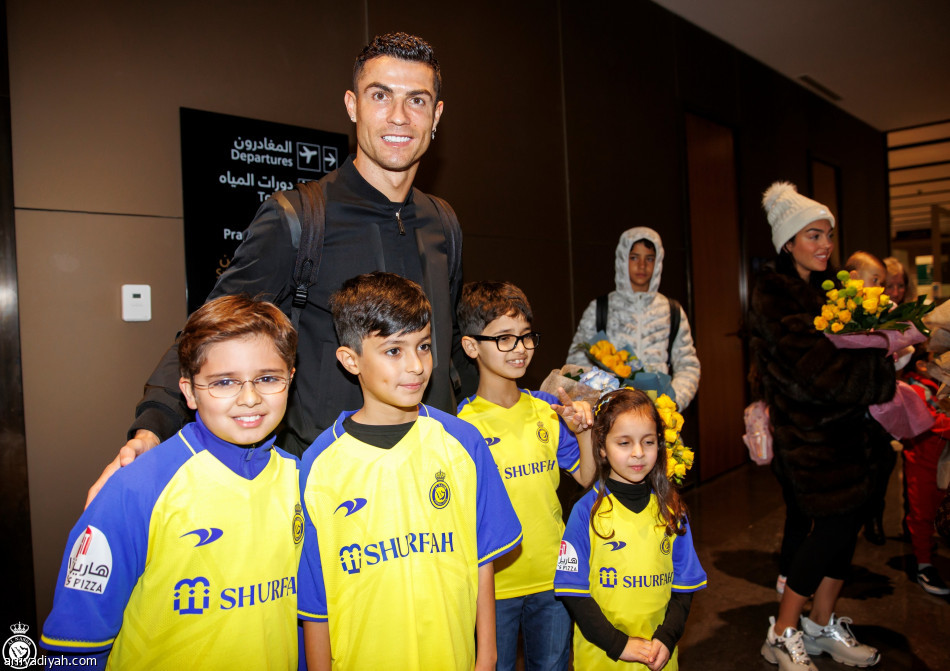 رونالدو يصل إلى الرياض