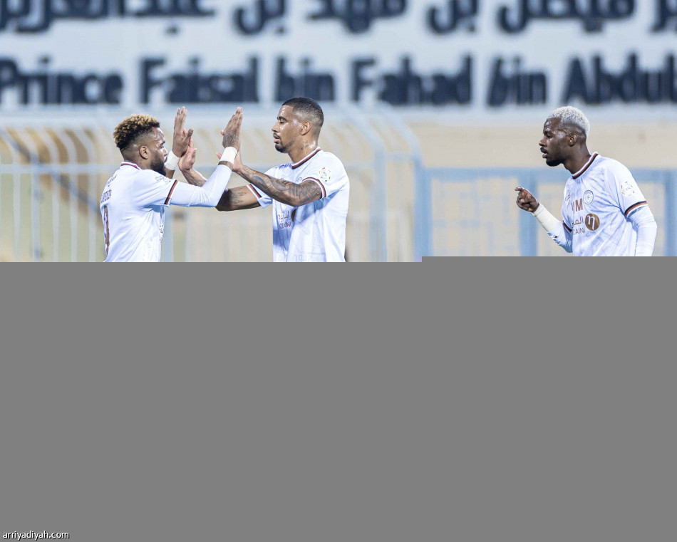 قاتل العدالة ينهي
هيمنة الشباب