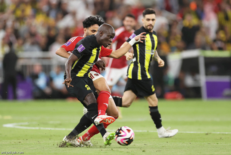 أنور:
المسؤولية مشتركة.. مدرب ولاعبون