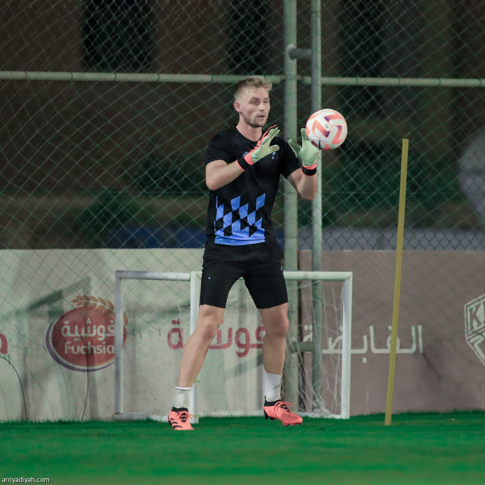 بيليتش يعالج أخطاء الفتح قبل الاتحاد