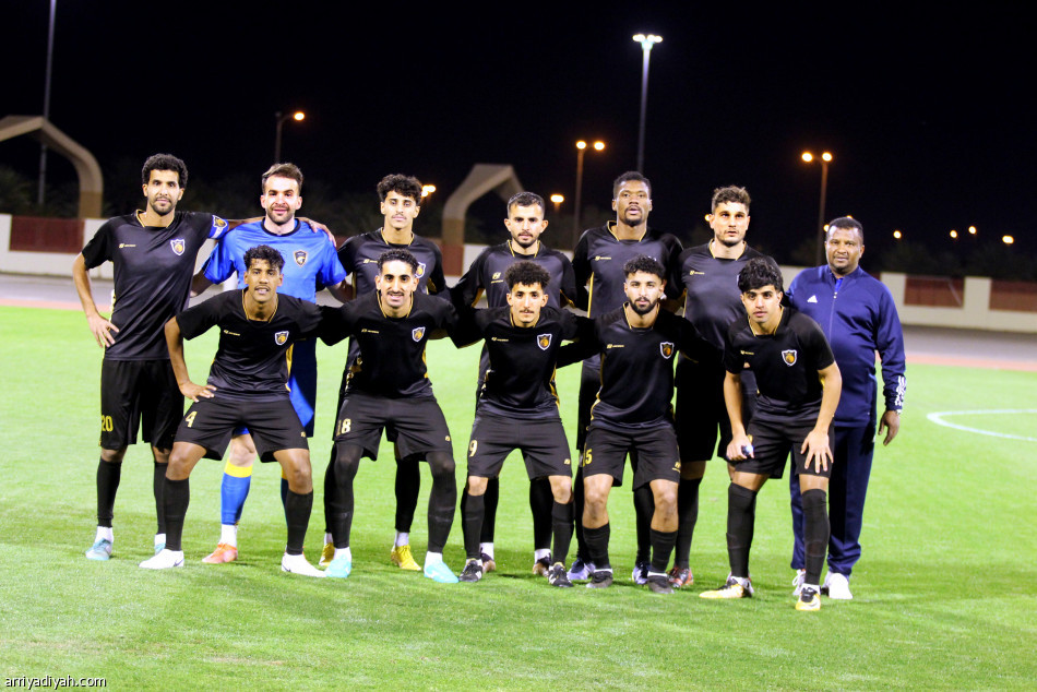 58 عاما.. 
الصقور.. بوابة المواهب