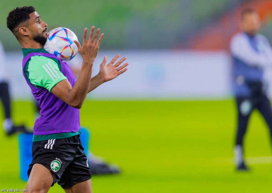 الأخضر.. سالم يشارك في التدريبات الجماعية