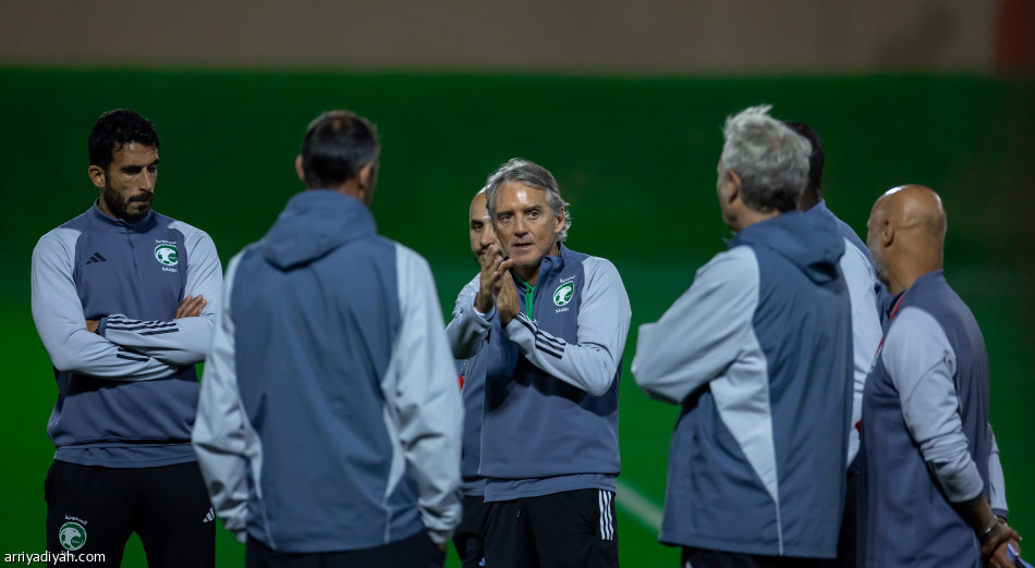 تضاؤل حظوظ مشاركة أيمن مع الأخضر