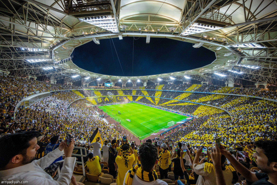 المرة الأولى..
البطل يتوج بثنائية