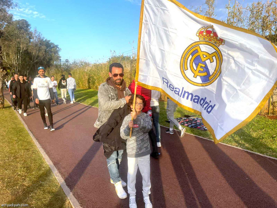 بالهلال..
الريال ذهب مئوي