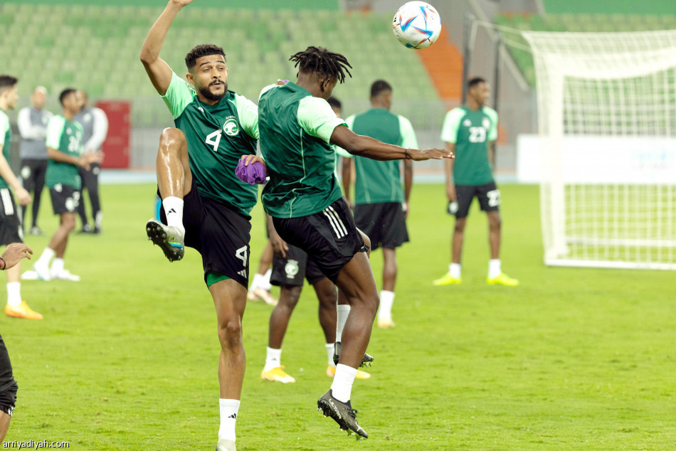 رينارد
يجبر سعود على الانسحاب