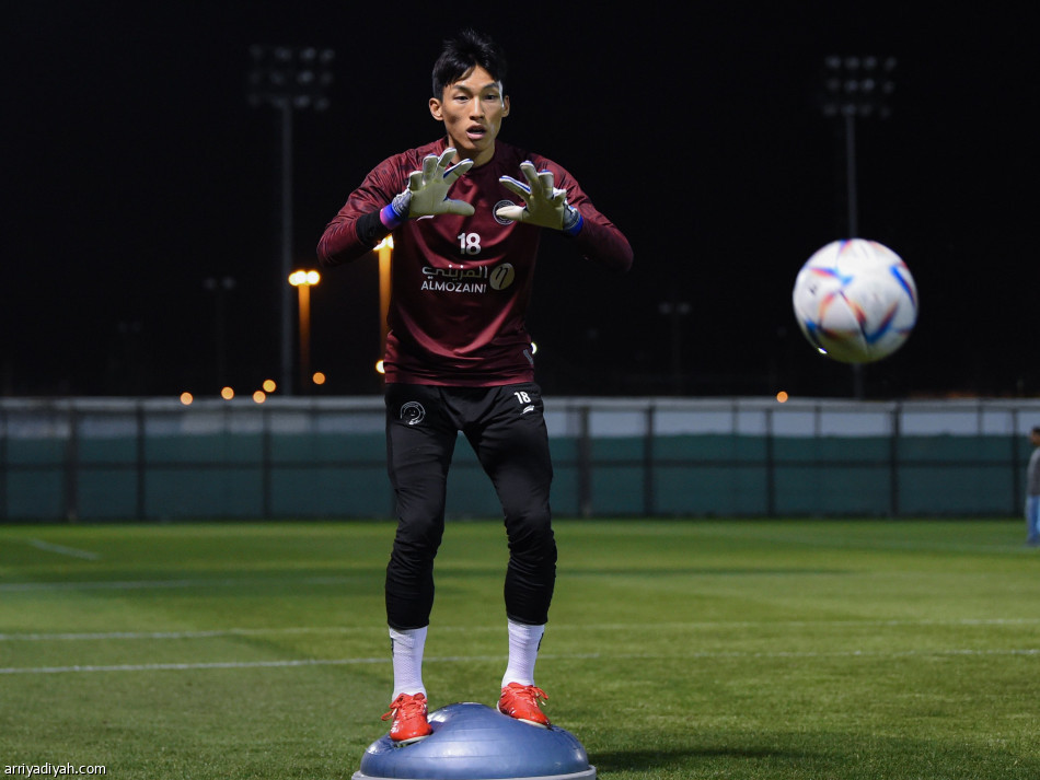 الشباب.. الثلاثي يواصل التأهيل