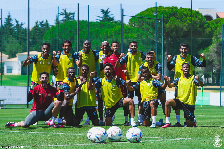 العقيدي يلتحق بالنصر في البرتغال